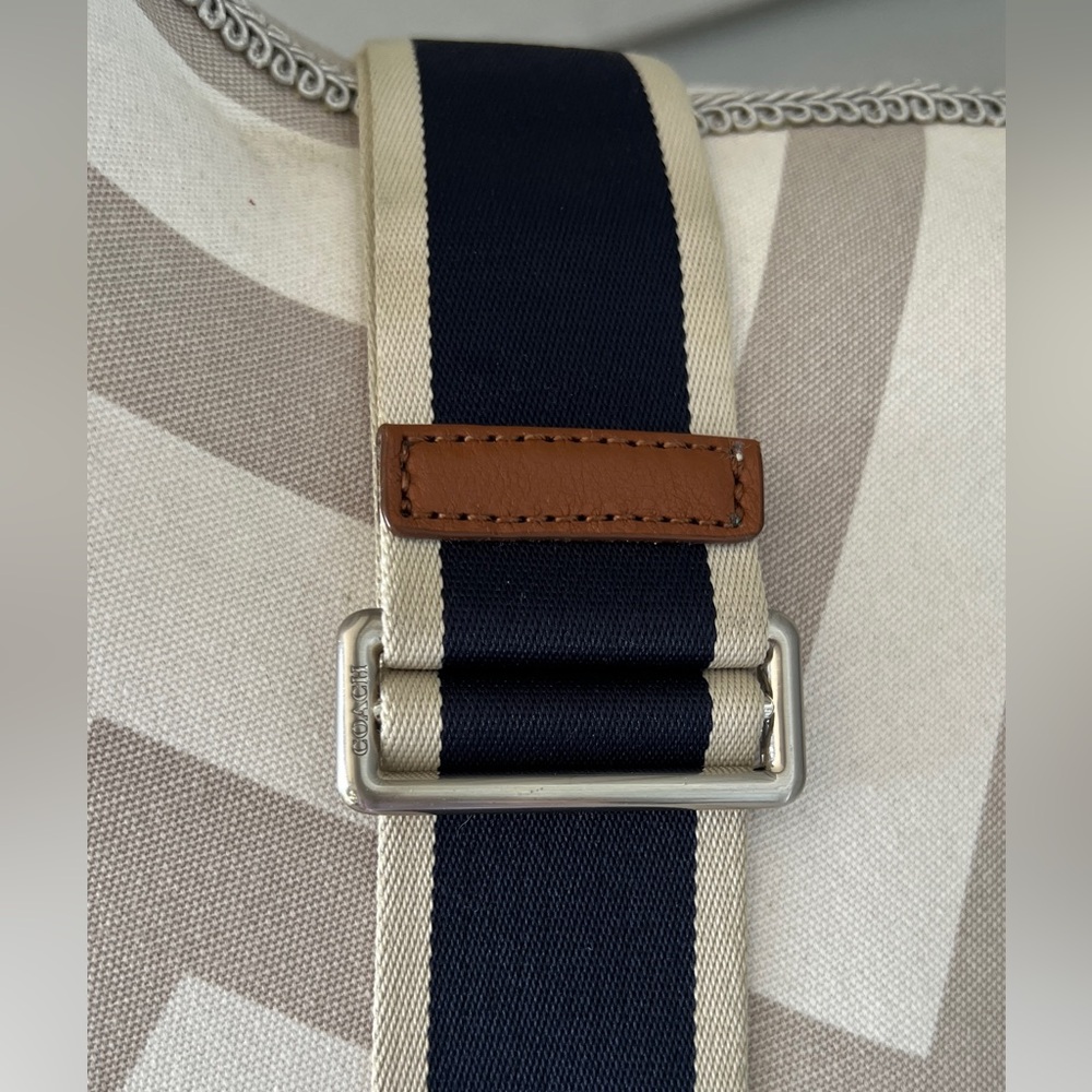 Coach Heritage Web Messenger Brown Leather Adjustable Strap Bag - Picture 9 of 16
